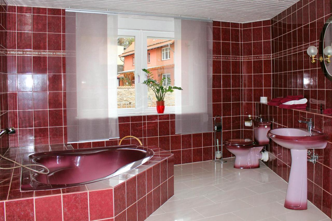 Apartments Zum Henker クヴェードリンブルク エクステリア 写真