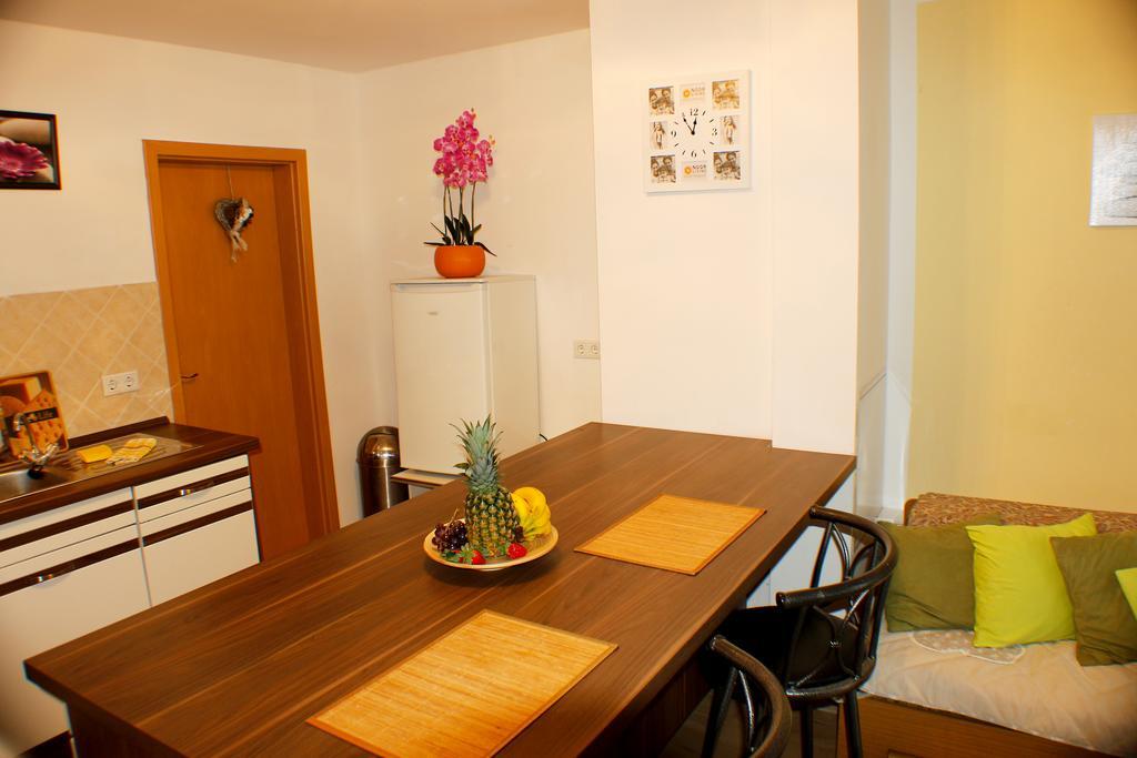 Apartments Zum Henker クヴェードリンブルク エクステリア 写真