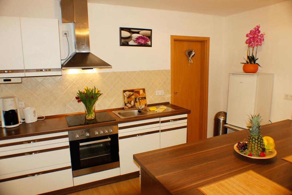 Apartments Zum Henker クヴェードリンブルク エクステリア 写真