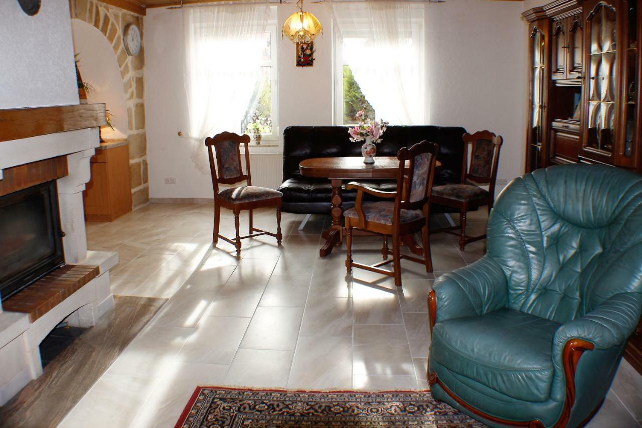 Apartments Zum Henker クヴェードリンブルク エクステリア 写真