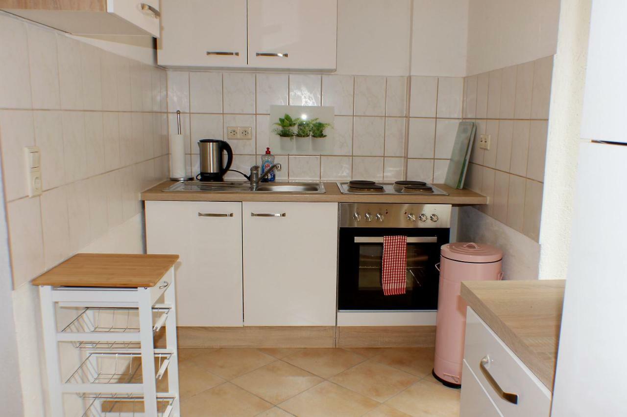Apartments Zum Henker クヴェードリンブルク エクステリア 写真