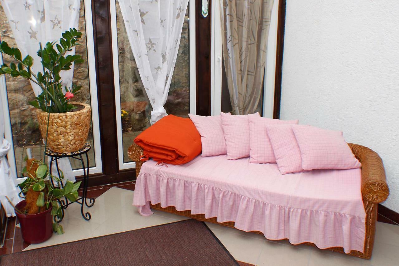 Apartments Zum Henker クヴェードリンブルク エクステリア 写真